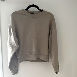 Skims sweatshirt size medium
